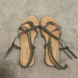 Women’s size 8 sandals